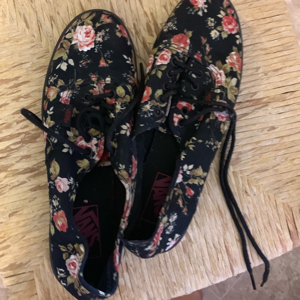 Rose vans